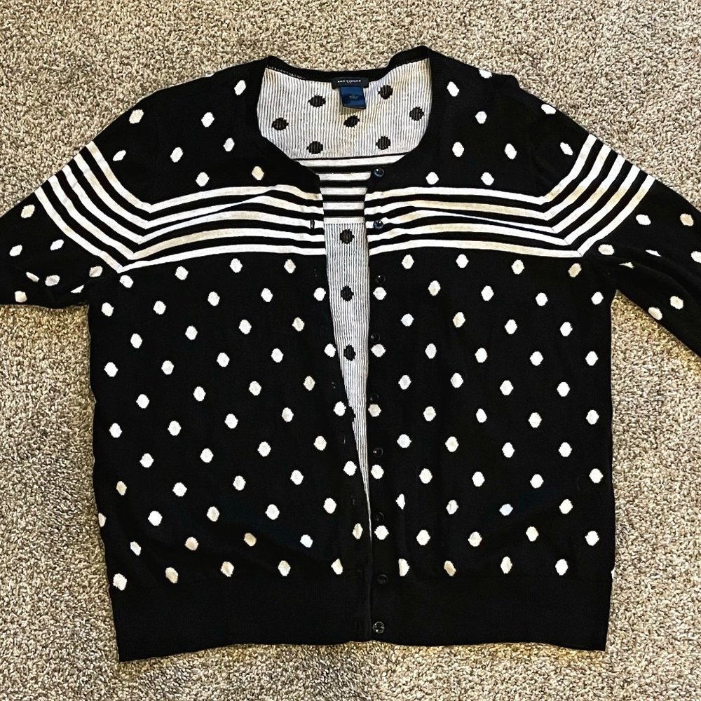 NWOT! Hard-To-Find! Ann Taylor Cardigan (size XL)